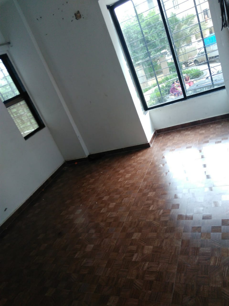 3 BHK Semi furnished Flat at Valiya Road