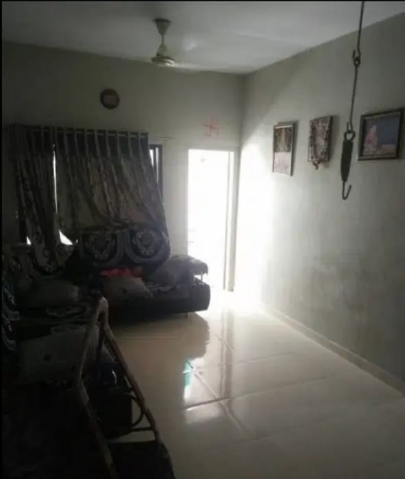 2 Bhk unfurnished flat at Shiv Darshan