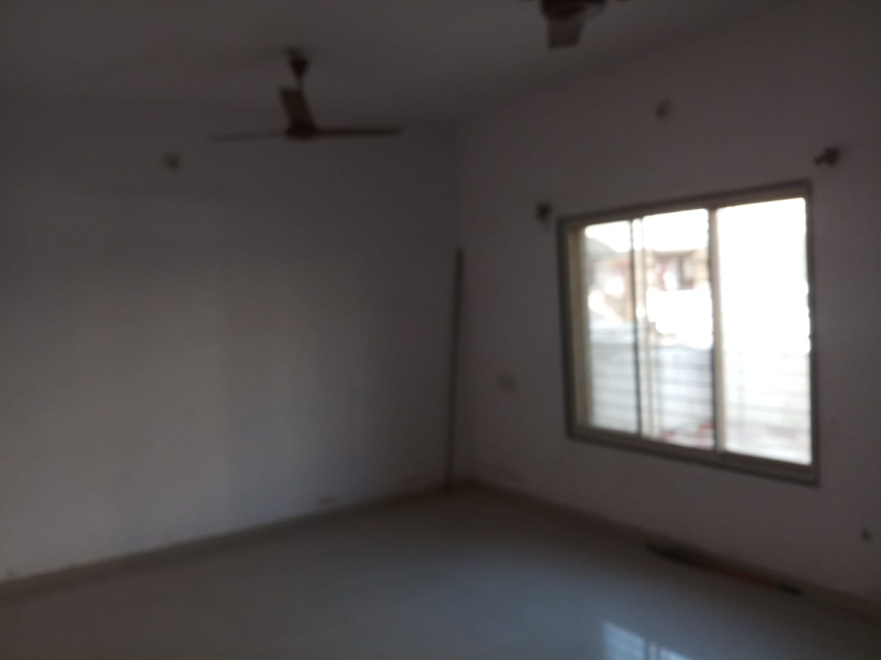 3 bhk semi-furnished bungalow near Sardar Park