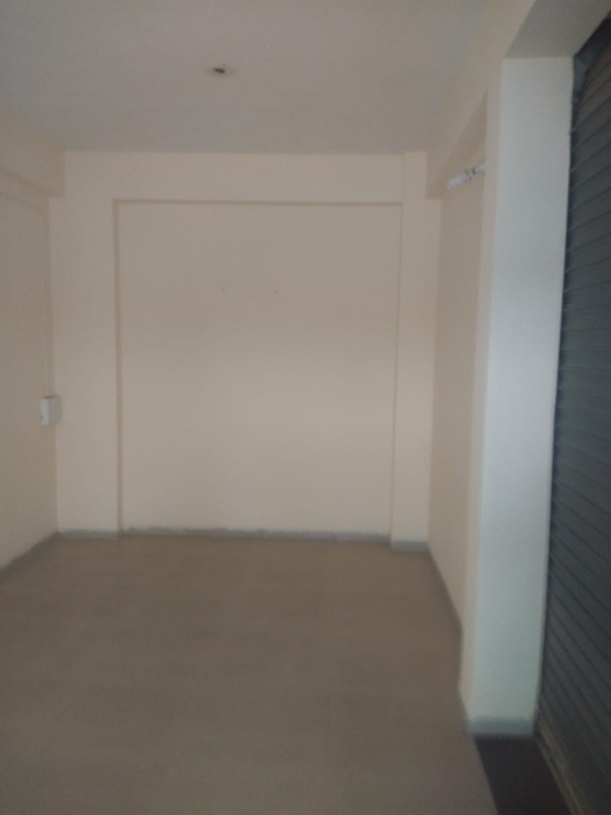 Shop for rent near Jadhara Chokdi