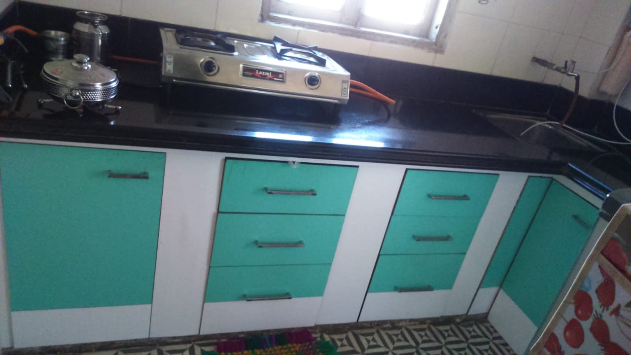 1 bhk semi furnished flat near Manav Mandir
