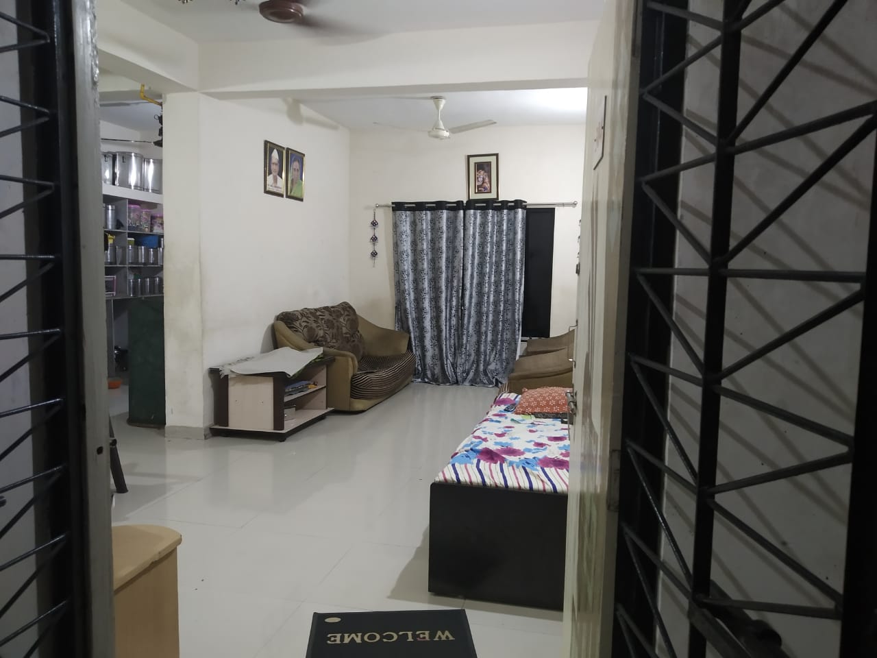 2 bhk semi furnished flat at Valiya Road